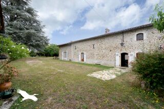  Maison  vendre 6 pices 227 m