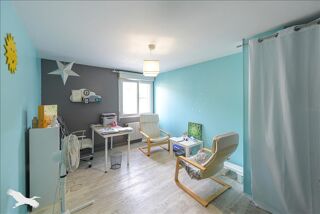  Maison  vendre 9 pices 231 m