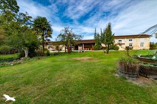  Maison  vendre 9 pices 226 m