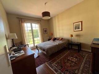  Maison  vendre 8 pices 225 m