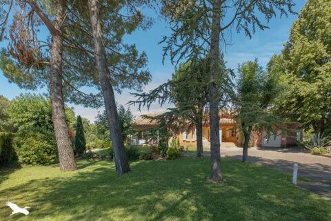   Proven�ale de 6 pi�ces principales Maison - 6 pi�ce(s) - 220 m�