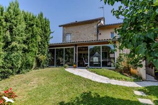  Maison  vendre 8 pices 228 m