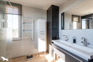  Appartement  vendre 5 pices 166 m