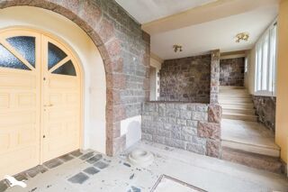  Maison � vendre 9 pi�ces 258 m�