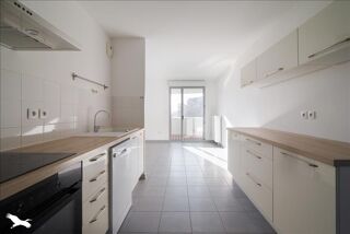  Appartement  vendre 4 pices 86 m