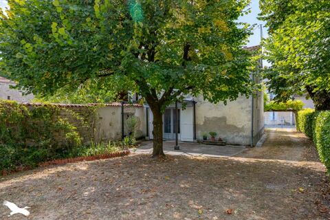   Maison de bourg de 4 pices principales Maison - 4 pice(s) - 86 m