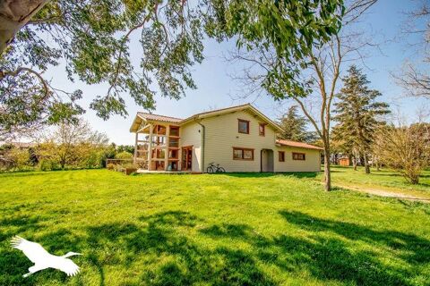   Villa de 6 pices principales Maison - 6 pice(s) - 258 m