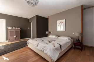  Maison  vendre 7 pices 232 m