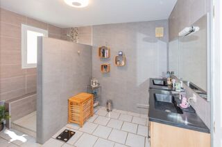  Maison  vendre 6 pices 179 m