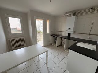  Appartement  vendre 4 pices 79 m