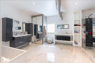  Maison  vendre 6 pices 200 m