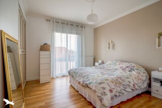  Maison  vendre 5 pices 161 m