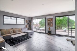  Maison  vendre 7 pices 214 m