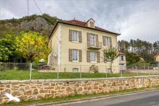  Maison  vendre 10 pices 367 m