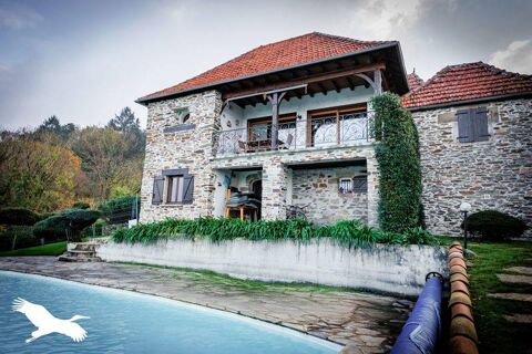   Maison en pierre de 5 pices principales Maison - 5 pice(s) - 116 m