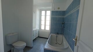  Immeuble  vendre 8 pices 265 m