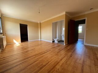  Maison � vendre 9 pi�ces 217 m�