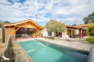  Maison  vendre 9 pices 215 m