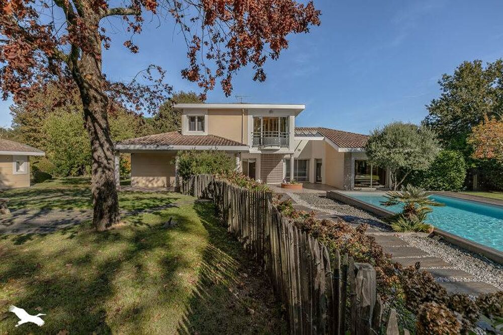  vendre  Maison Saint-Jean-d'Illac (33127)