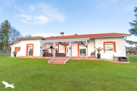   Villa de 5 pices principales Maison - 5 pice(s) - 143 m