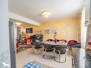  Maison  vendre 10 pices 170 m