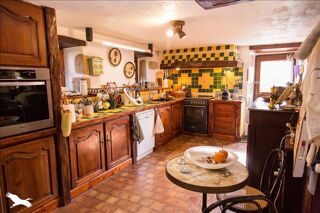  Maison  vendre 10 pices 316 m