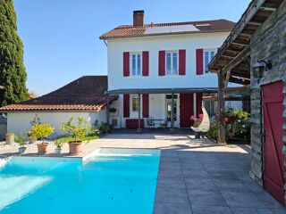  Maison � vendre 8 pi�ces 261 m�