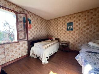  Maison  vendre 6 pices 210 m