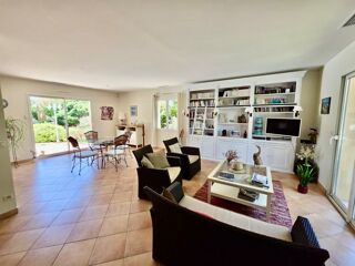  Maison  vendre 6 pices 180 m