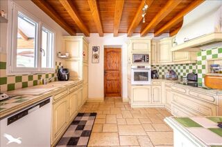  Maison  vendre 8 pices 192 m
