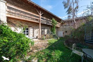  Maison  vendre 9 pices 346 m