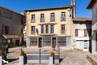  Maison  vendre 15 + pices 370 m