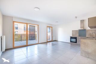  Appartement  vendre 4 pices 75 m