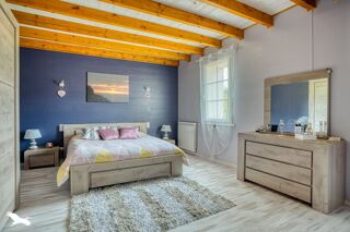  Maison � vendre 8 pi�ces 310 m�