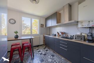  Appartement  vendre 4 pices 79 m