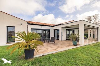  Maison  vendre 6 pices 237 m