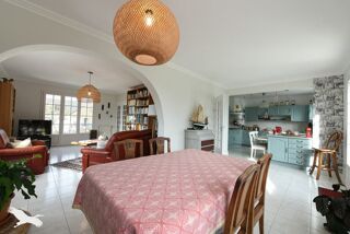  Maison  vendre 6 pices 145 m