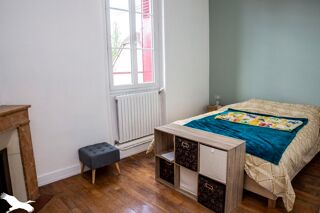  Immeuble  vendre 210 m