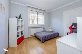  Maison  vendre 9 pices 195 m