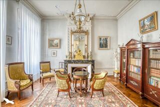  Maison  vendre 8 pices 300 m