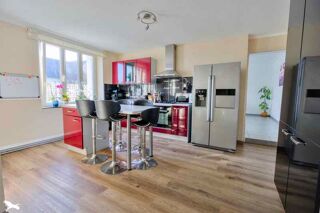  Maison  vendre 6 pices 97 m