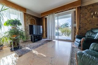  Maison  vendre 7 pices 225 m