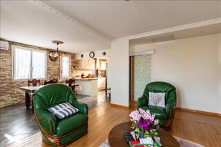  Maison  vendre 7 pices 140 m