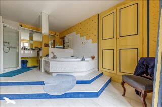  Maison  vendre 8 pices 227 m