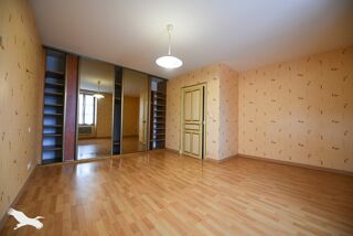  Maison  vendre 6 pices 141 m