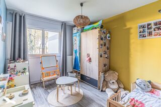  Appartement  vendre 4 pices 83 m