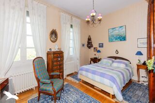  Maison  vendre 8 pices 195 m