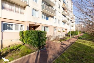  Appartement  vendre 4 pices 77 m