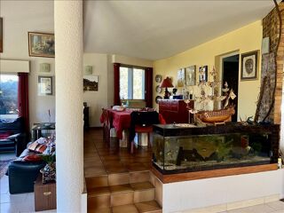  Maison  vendre 7 pices 288 m