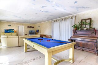  Maison  vendre 5 pices 165 m